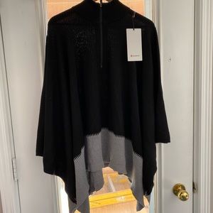 ❌SOLD❌ Lululemon black and grey poncho